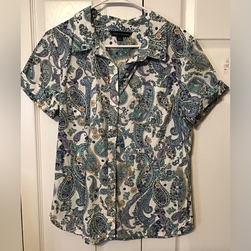 Tommy Hilfiger blouse.  Size Large